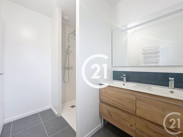 Maison &agrave; louer - 4 pi&egrave;ces - 90 m2 - St Fort Sur Le Ne - 16 - POITOU-CHARENTES