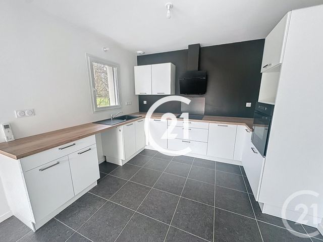 Maison &agrave; louer - 4 pi&egrave;ces - 90 m2 - St Fort Sur Le Ne - 16 - POITOU-CHARENTES