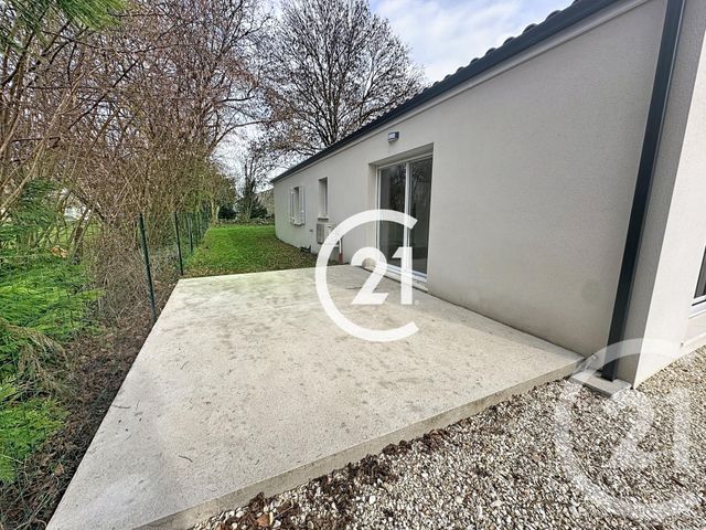 Maison &agrave; louer - 4 pi&egrave;ces - 90 m2 - St Fort Sur Le Ne - 16 - POITOU-CHARENTES