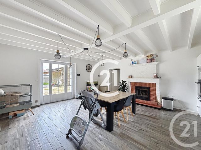 Maison &agrave; vendre - 4 pi&egrave;ces - 155 m2 - Angeac Champagne - 16 - POITOU-CHARENTES