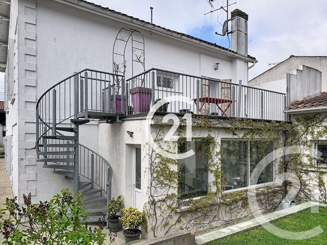 Maison &agrave; vendre - 4 pi&egrave;ces - 140 m2 - Cognac - 16 - POITOU-CHARENTES
