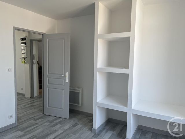 Appartement T2 &agrave; louer - 2 pi&egrave;ces - 32 m2 - Cognac - 16 - POITOU-CHARENTES