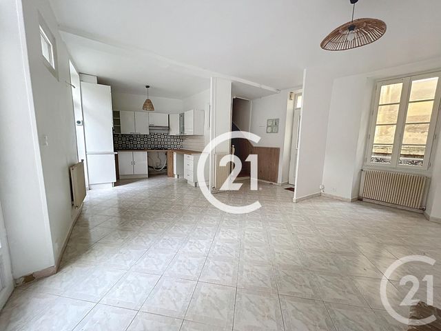 Maison &agrave; louer - 3 pi&egrave;ces - 58 m2 - Cognac - 16 - POITOU-CHARENTES