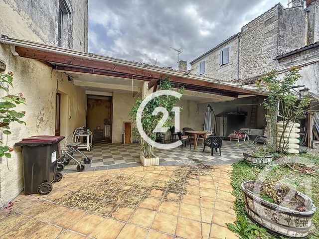 Maison &agrave; vendre - 5 pi&egrave;ces - 185 m2 - Cognac - 16 - POITOU-CHARENTES