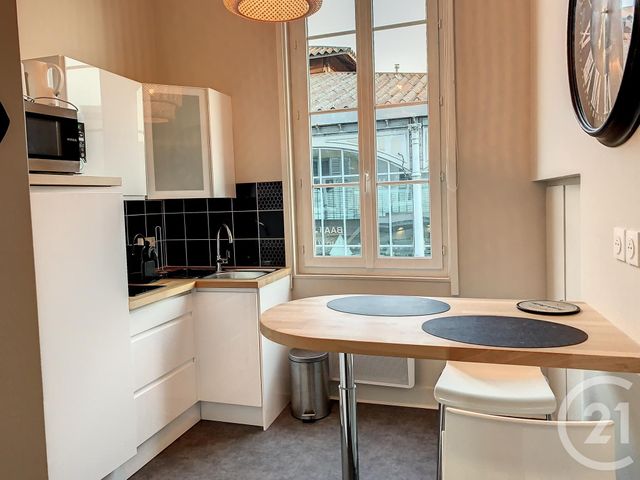 Appartement T2 &agrave; louer - 2 pi&egrave;ces - 39 m2 - Cognac - 16 - POITOU-CHARENTES