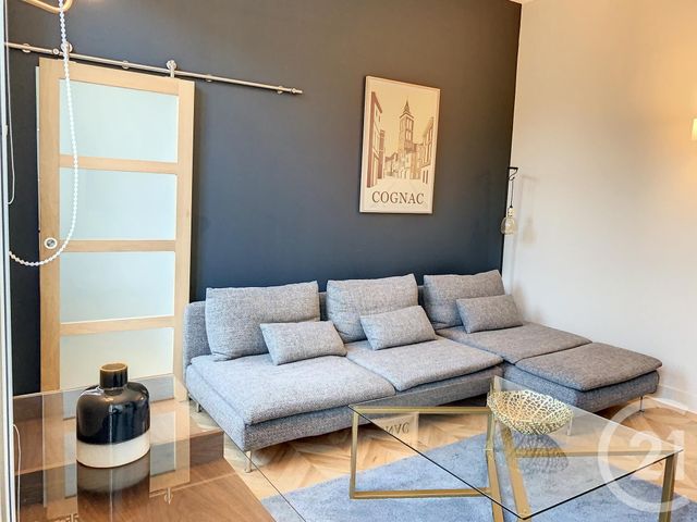 Appartement T2 &agrave; louer - 2 pi&egrave;ces - 39 m2 - Cognac - 16 - POITOU-CHARENTES