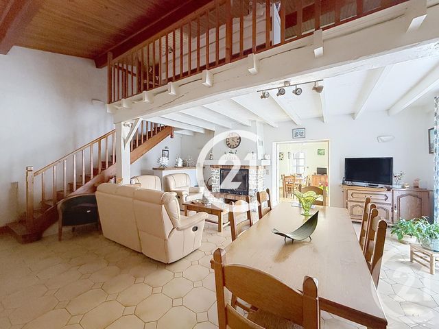 Maison &agrave; vendre - 5 pi&egrave;ces - 180 m2 - Cherac - 17 - POITOU-CHARENTES