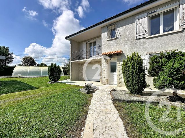 Maison &agrave; vendre - 5 pi&egrave;ces - 122 m2 - Merpins - 16 - POITOU-CHARENTES
