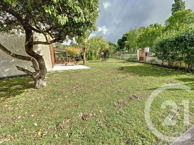 Maison &agrave; louer - 5 pi&egrave;ces - 114 m2 - Archiac - 17 - POITOU-CHARENTES