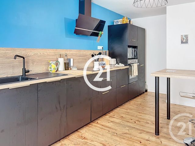 Appartement F4 &agrave; louer - 4 pi&egrave;ces - 90 m2 - Cognac - 16 - POITOU-CHARENTES