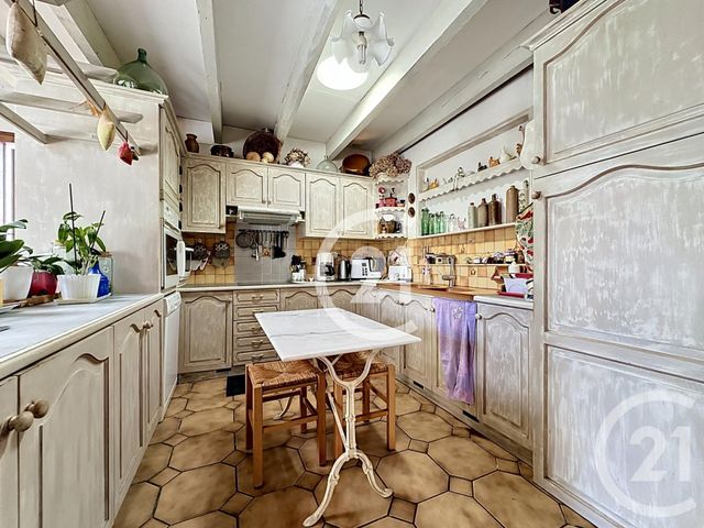 Maison &agrave; vendre - 8 pi&egrave;ces - 259,50 m2 - Boutiers St Trojan - 16 - POITOU-CHARENTES