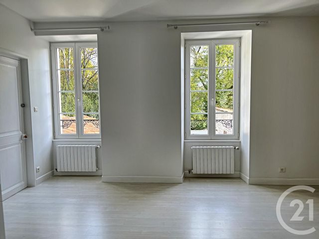 Maison &agrave; louer - 4 pi&egrave;ces - 125 m2 - Cognac - 16 - POITOU-CHARENTES