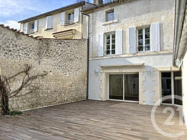 Maison &agrave; louer - 4 pi&egrave;ces - 125 m2 - Cognac - 16 - POITOU-CHARENTES