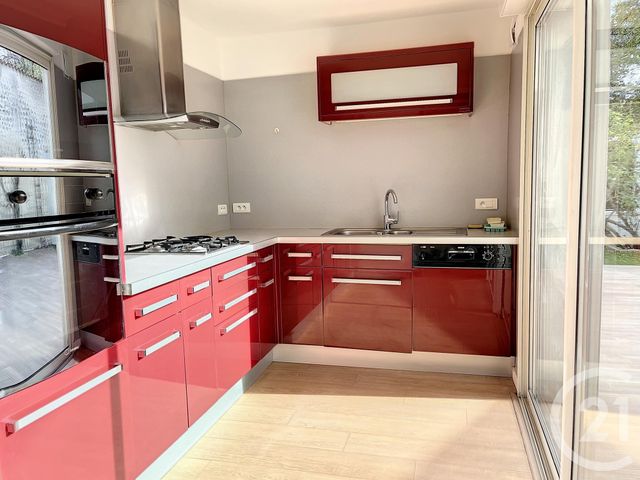 Maison &agrave; louer - 4 pi&egrave;ces - 125 m2 - Cognac - 16 - POITOU-CHARENTES