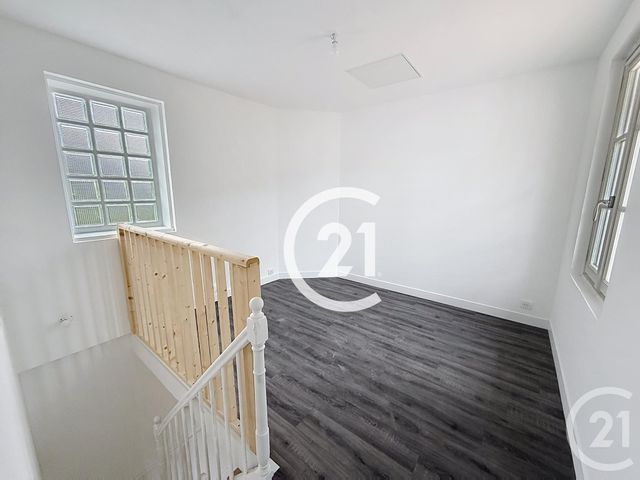 Appartement F3 &agrave; louer - 4 pi&egrave;ces - 92,60 m2 - Cognac - 16 - POITOU-CHARENTES