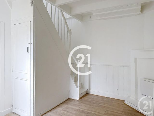 Appartement F3 &agrave; louer - 4 pi&egrave;ces - 92,60 m2 - Cognac - 16 - POITOU-CHARENTES