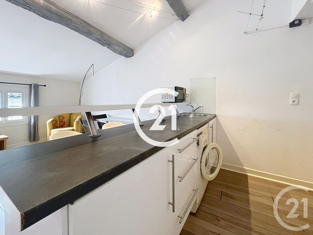 Appartement T2 &agrave; louer - 2 pi&egrave;ces - 44,60 m2 - Cognac - 16 - POITOU-CHARENTES