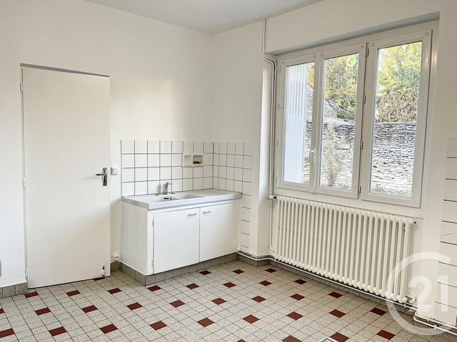 Maison &agrave; louer - 3 pi&egrave;ces - 66 m2 - Cognac - 16 - POITOU-CHARENTES