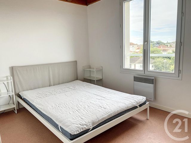 Appartement F2 &agrave; louer - 3 pi&egrave;ces - 60,10 m2 - Cognac - 16 - POITOU-CHARENTES