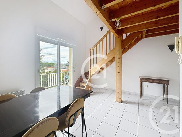 Appartement F2 &agrave; louer - 3 pi&egrave;ces - 60,10 m2 - Cognac - 16 - POITOU-CHARENTES