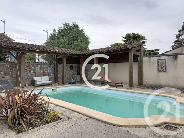 Maison &agrave; vendre - 6 pi&egrave;ces - 228 m2 - Chaniers - 17 - POITOU-CHARENTES