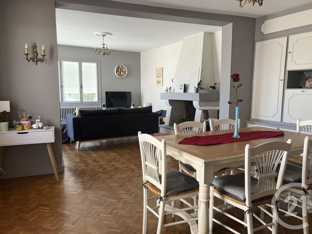 Maison &agrave; louer - 7 pi&egrave;ces - 147 m2 - Cognac - 16 - POITOU-CHARENTES