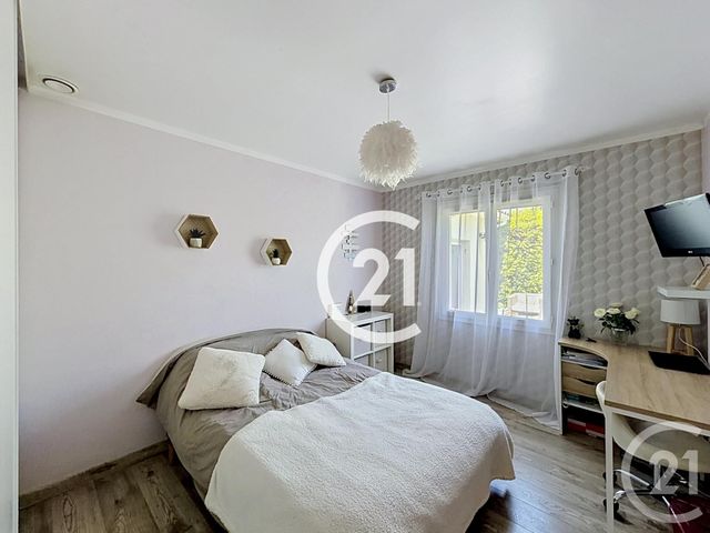 Maison &agrave; vendre - 5 pi&egrave;ces - 141 m2 - Juillac Le Coq - 16 - POITOU-CHARENTES
