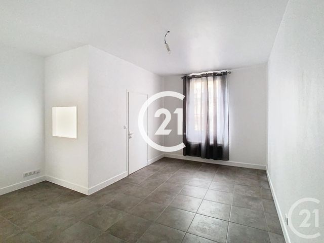 Maison &agrave; louer - 4 pi&egrave;ces - 83 m2 - Cognac - 16 - POITOU-CHARENTES