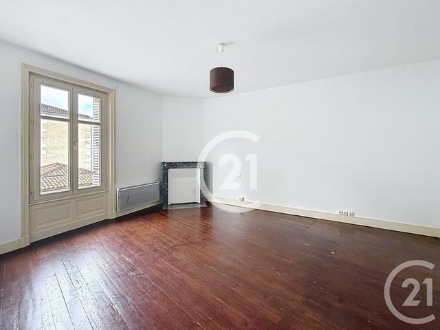 Appartement F3 &agrave; louer - 3 pi&egrave;ces - 84 m2 - Cognac - 16 - POITOU-CHARENTES