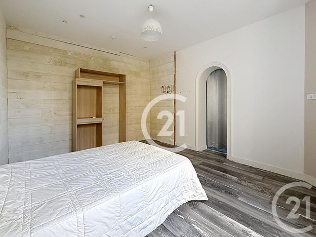 Maison &agrave; louer - 4 pi&egrave;ces - 136 m2 - St Laurent De Cognac - 16 - POITOU-CHARENTES