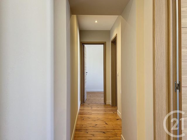 Maison &agrave; louer - 4 pi&egrave;ces - 132 m2 - Cognac - 16 - POITOU-CHARENTES