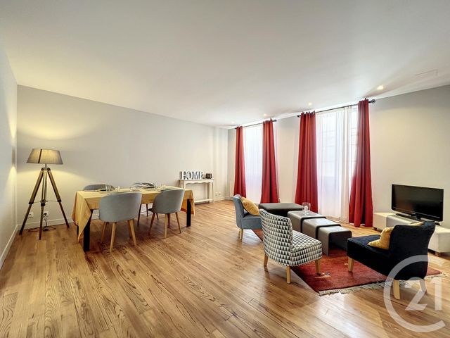 Maison &agrave; louer - 4 pi&egrave;ces - 132 m2 - Cognac - 16 - POITOU-CHARENTES