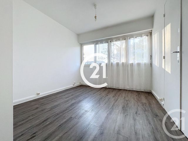 Appartement F3 &agrave; louer - 3 pi&egrave;ces - 65,80 m2 - Cognac - 16 - POITOU-CHARENTES