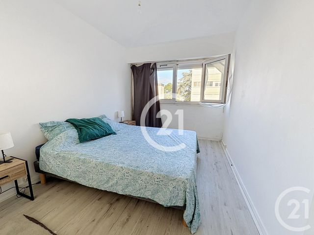 Appartement F3 &agrave; louer - 3 pi&egrave;ces - 65,80 m2 - Cognac - 16 - POITOU-CHARENTES