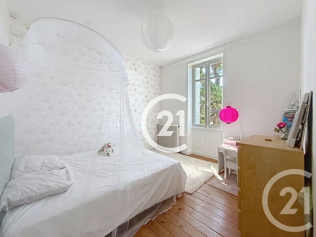Maison &agrave; vendre - 6 pi&egrave;ces - 223 m2 - Chateaubernard - 16 - POITOU-CHARENTES