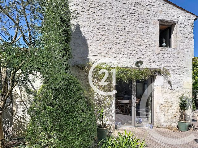 Maison &agrave; vendre - 6 pi&egrave;ces - 223 m2 - Chateaubernard - 16 - POITOU-CHARENTES