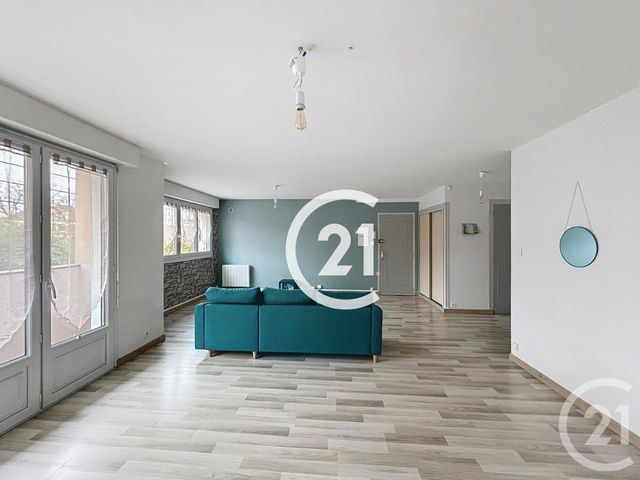 Appartement F2 &agrave; louer - 2 pi&egrave;ces - 64 m2 - Cognac - 16 - POITOU-CHARENTES