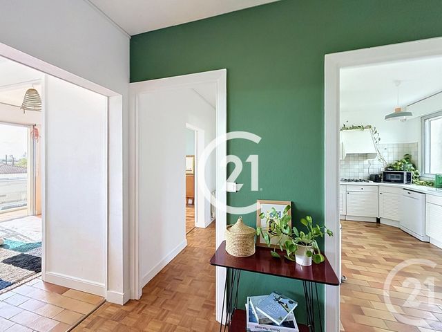 Appartement F3 &agrave; vendre - 4 pi&egrave;ces - 109 m2 - Cognac - 16 - POITOU-CHARENTES