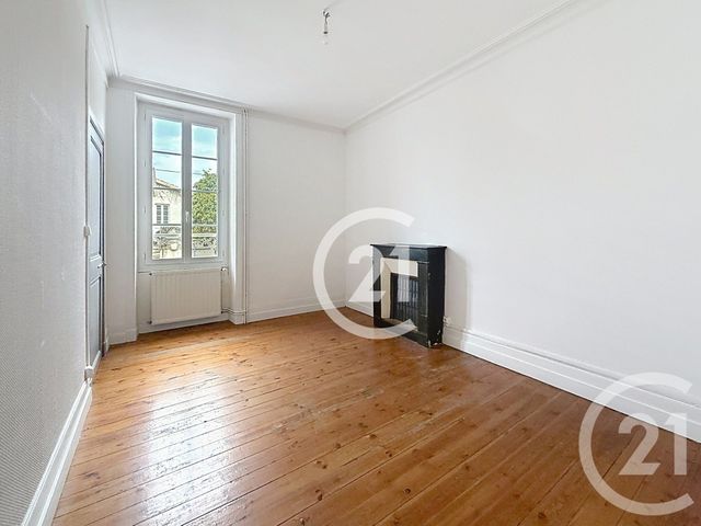 Maison &agrave; louer - 6 pi&egrave;ces - 118 m2 - Cognac - 16 - POITOU-CHARENTES