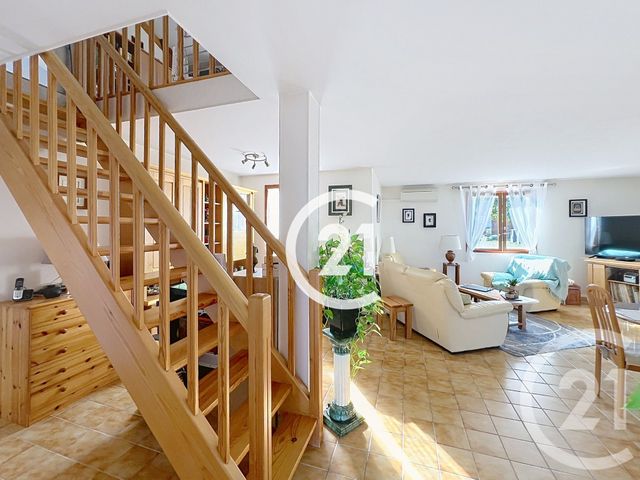 Maison &agrave; vendre - 6 pi&egrave;ces - 133 m2 - Juillac Le Coq - 16 - POITOU-CHARENTES