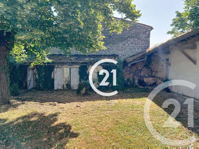 Maison &agrave; vendre - 1 pi&egrave;ce - 260 m2 - Gimeux - 16 - POITOU-CHARENTES