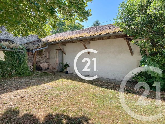 Maison &agrave; vendre - 1 pi&egrave;ce - 260 m2 - Gimeux - 16 - POITOU-CHARENTES