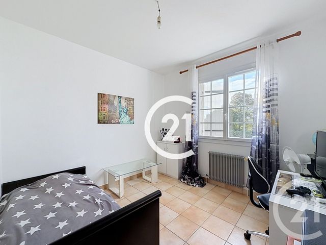 Maison &agrave; louer - 5 pi&egrave;ces - 128,50 m2 - Chateaubernard - 16 - POITOU-CHARENTES
