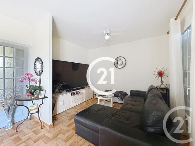 Maison &agrave; louer - 5 pi&egrave;ces - 128,50 m2 - Chateaubernard - 16 - POITOU-CHARENTES