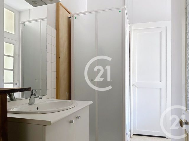 Maison &agrave; louer - 3 pi&egrave;ces - 61,25 m2 - Cognac - 16 - POITOU-CHARENTES