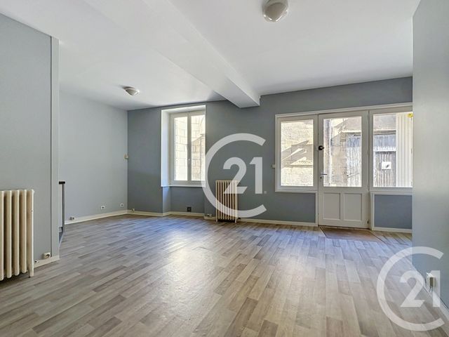 Maison &agrave; louer - 3 pi&egrave;ces - 61,25 m2 - Cognac - 16 - POITOU-CHARENTES