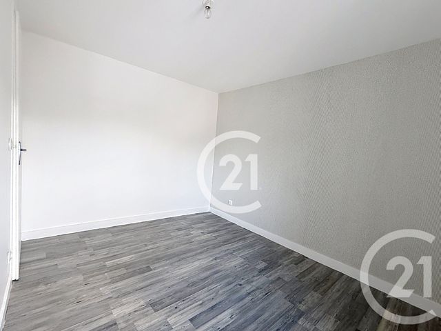 Appartement F2 &agrave; louer - 2 pi&egrave;ces - 40 m2 - Cognac - 16 - POITOU-CHARENTES