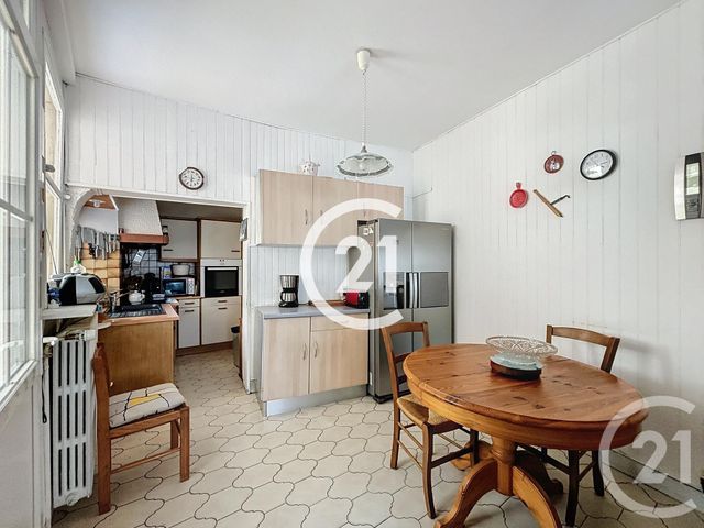 Maison à vendre - 5 pièces - 185 m2 - Cognac - 16 - POITOU-CHARENTES