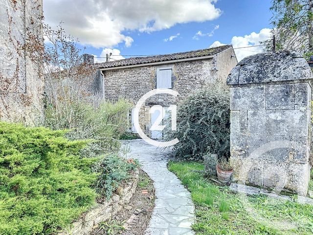 Maison à vendre - 8 pièces - 281 m2 - Cherves Richemont - 16 - POITOU-CHARENTES