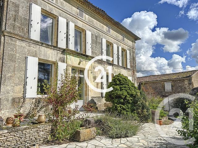 Maison à vendre - 8 pièces - 281 m2 - Cherves Richemont - 16 - POITOU-CHARENTES
